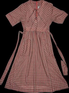 Vintage Pentel Brand Womens Red Plaid Housedress With Tie-Waist